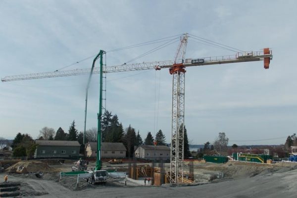 NorthtowerCraneoperating-cropped